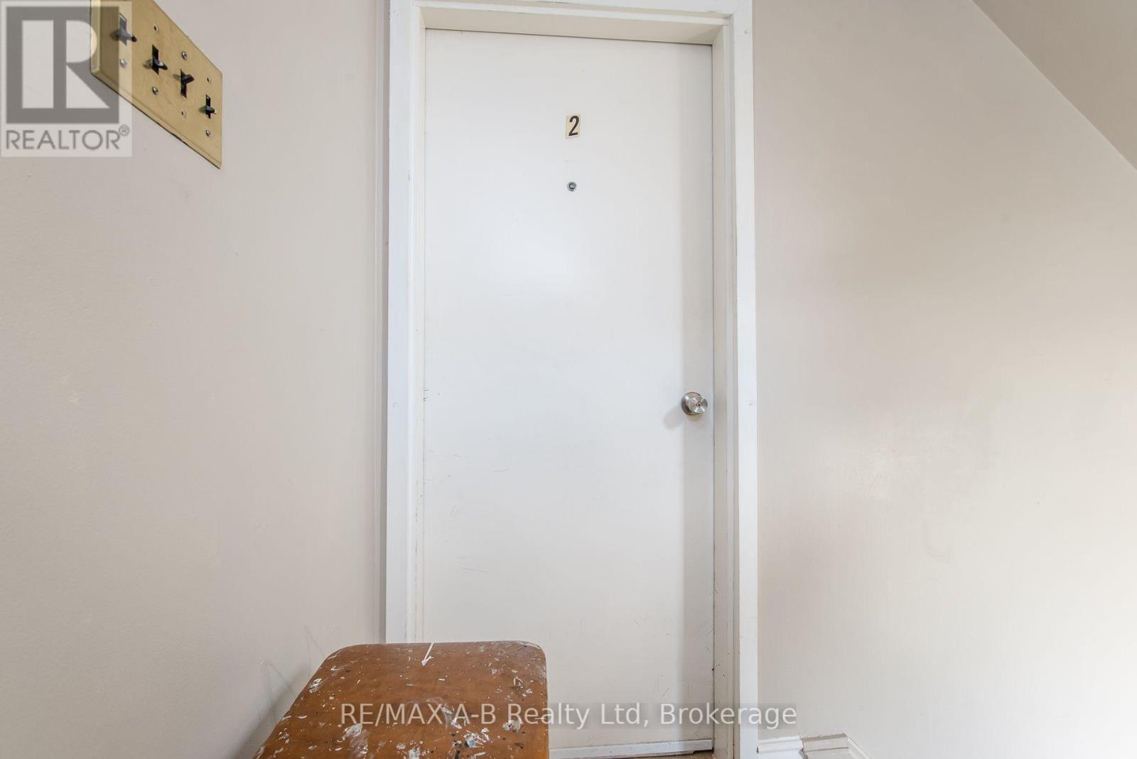 727 Frederick Street Property Photo 23
