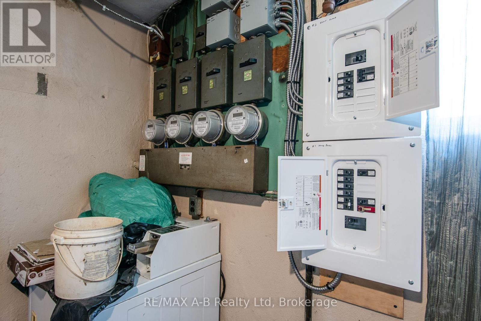 727 Frederick Street Property Photo 35