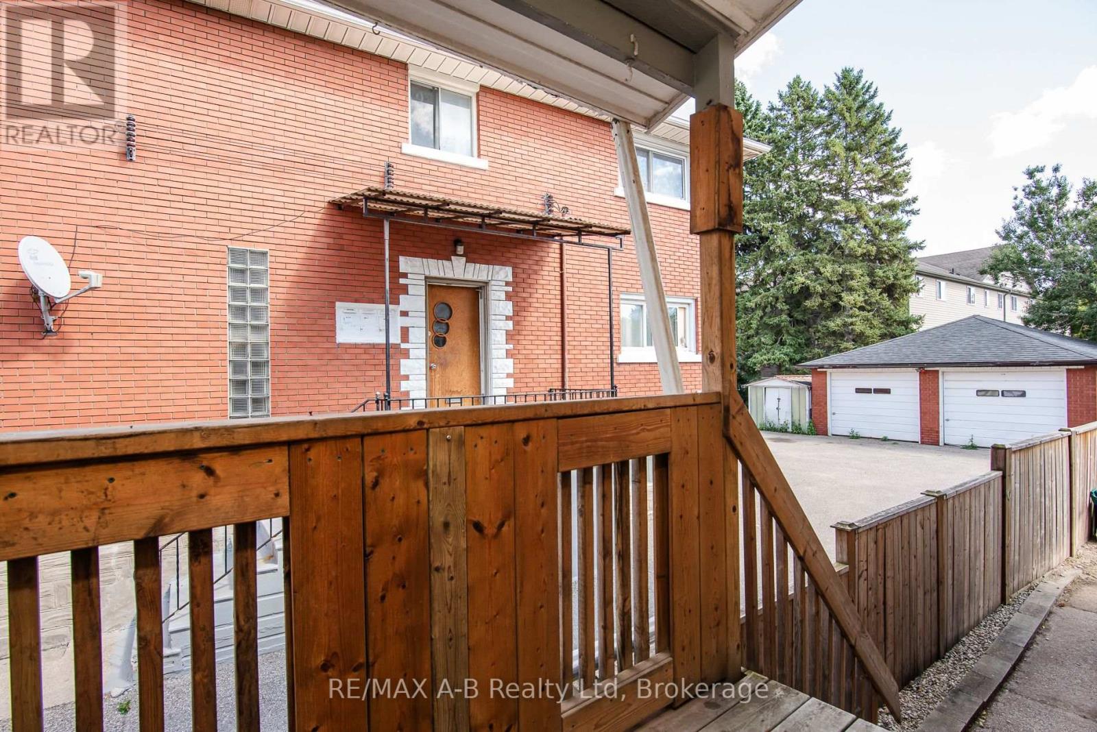 727 Frederick Street Property Photo 46
