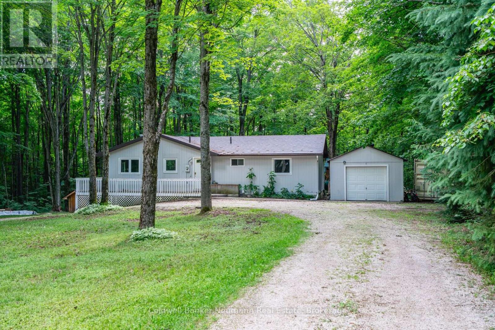 574286 Sideroad 40 Property Photo 1