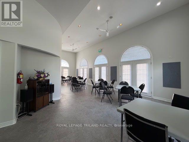 252 - 2025 Meadowgate Boulevard Property Photo 43