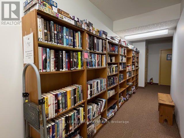 252 - 2025 Meadowgate Boulevard Property Photo 46
