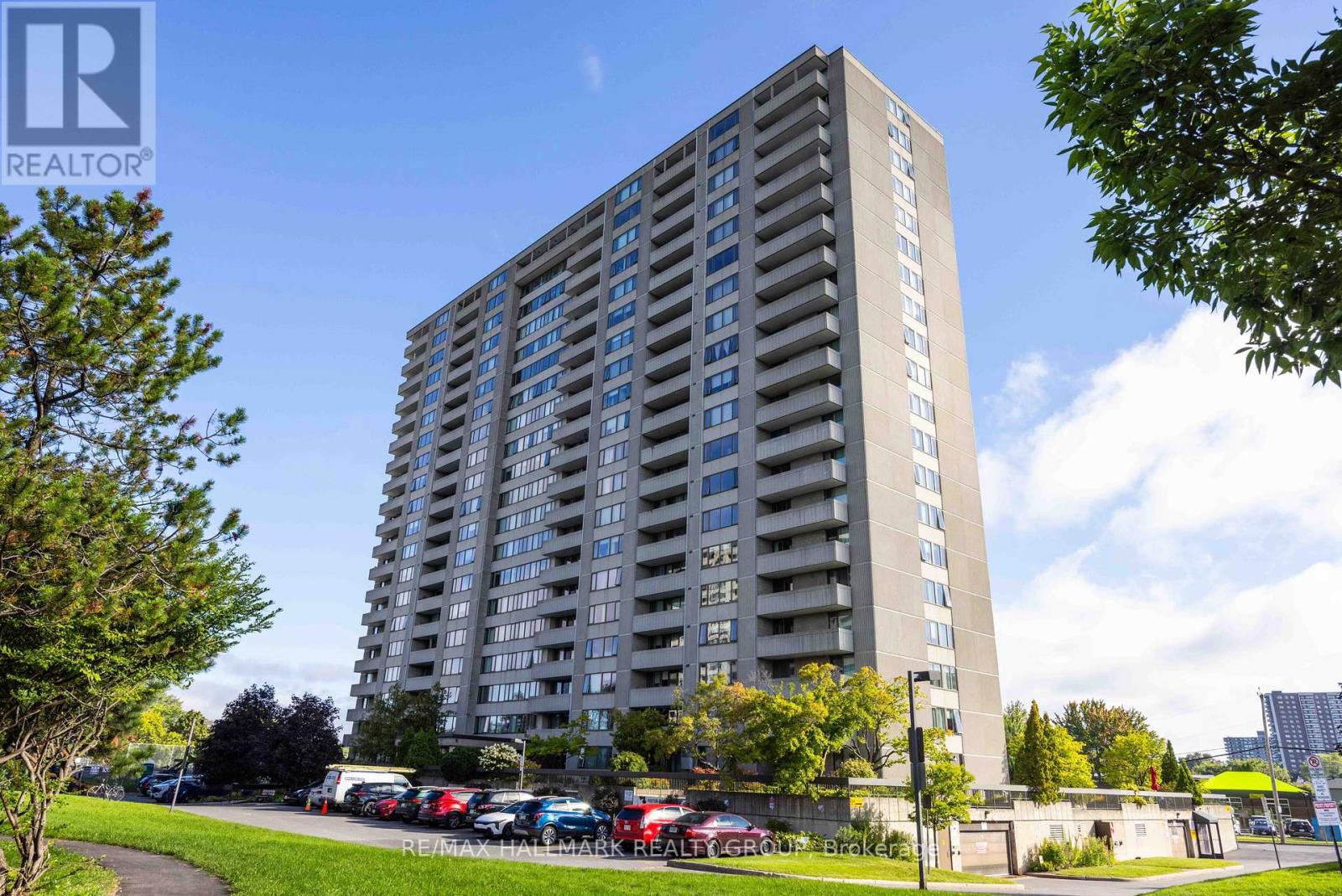 1706 - 2625 Regina Street Property Photo 1