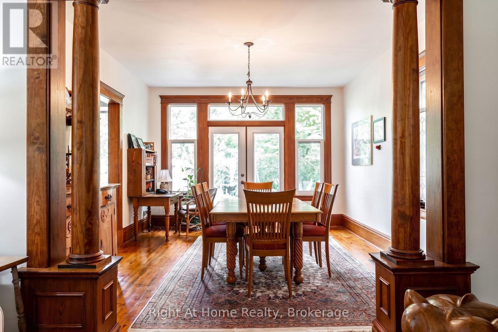 142 Elizabeth Street Property Photo 11