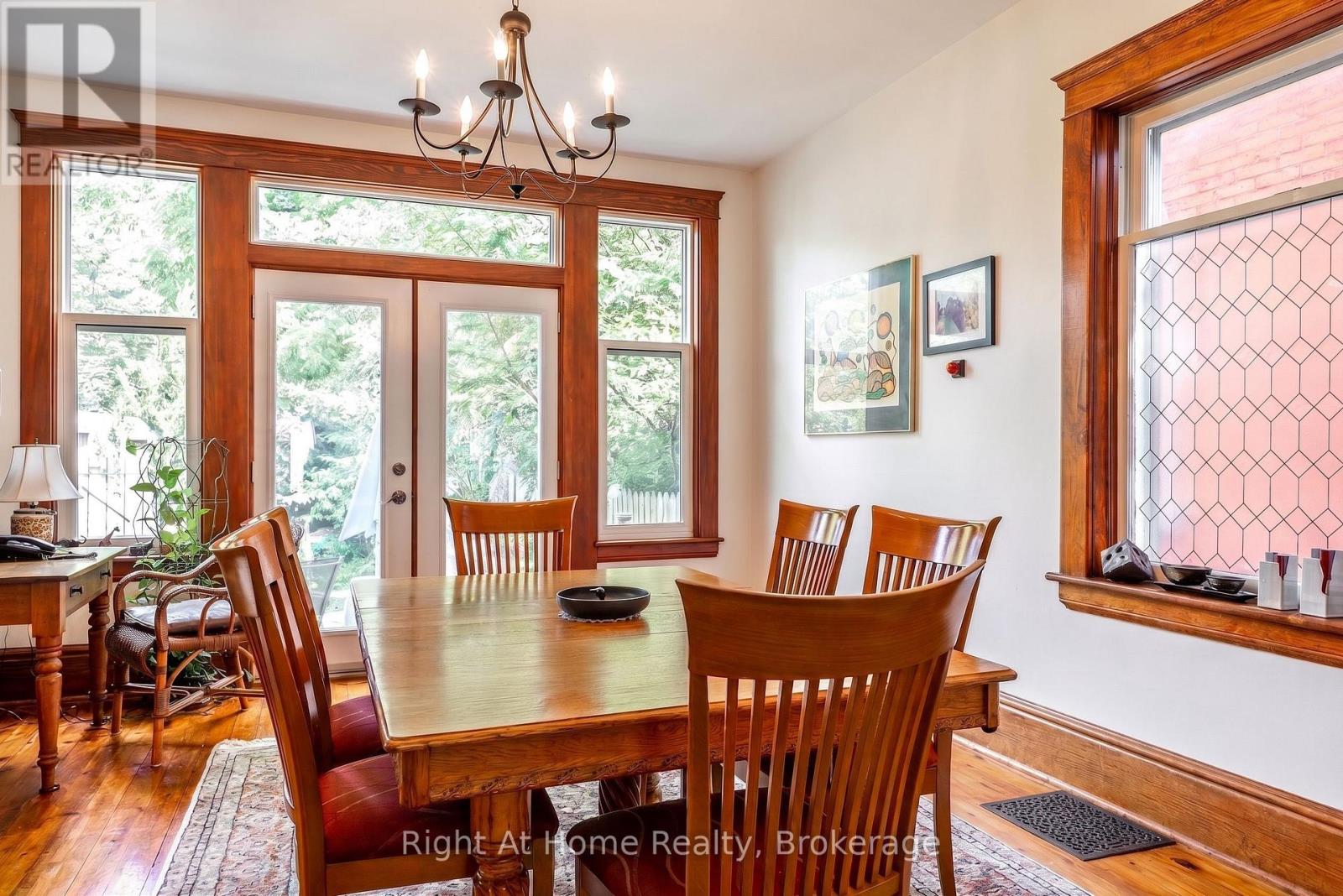 142 Elizabeth Street Property Photo 12