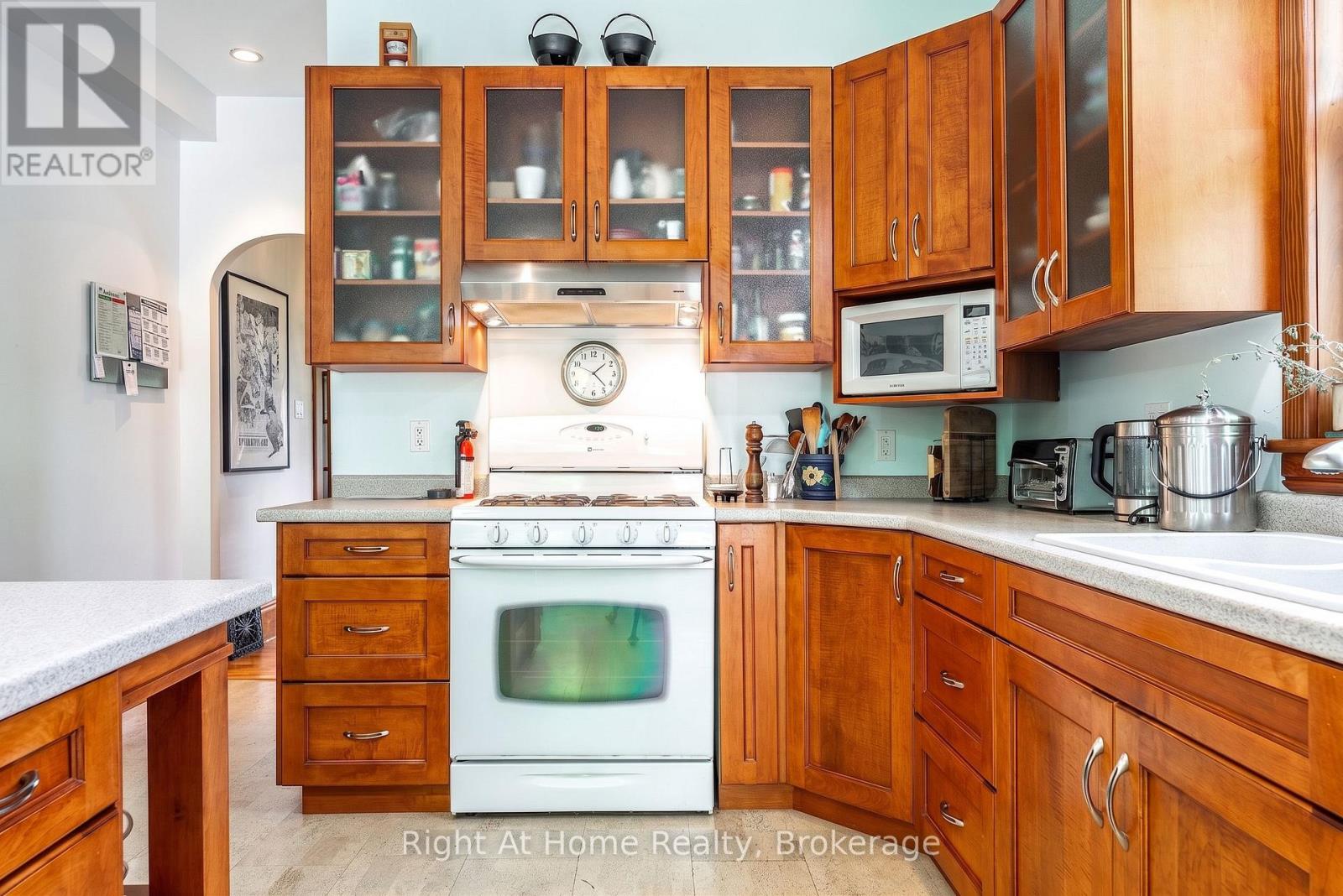 142 Elizabeth Street Property Photo 19