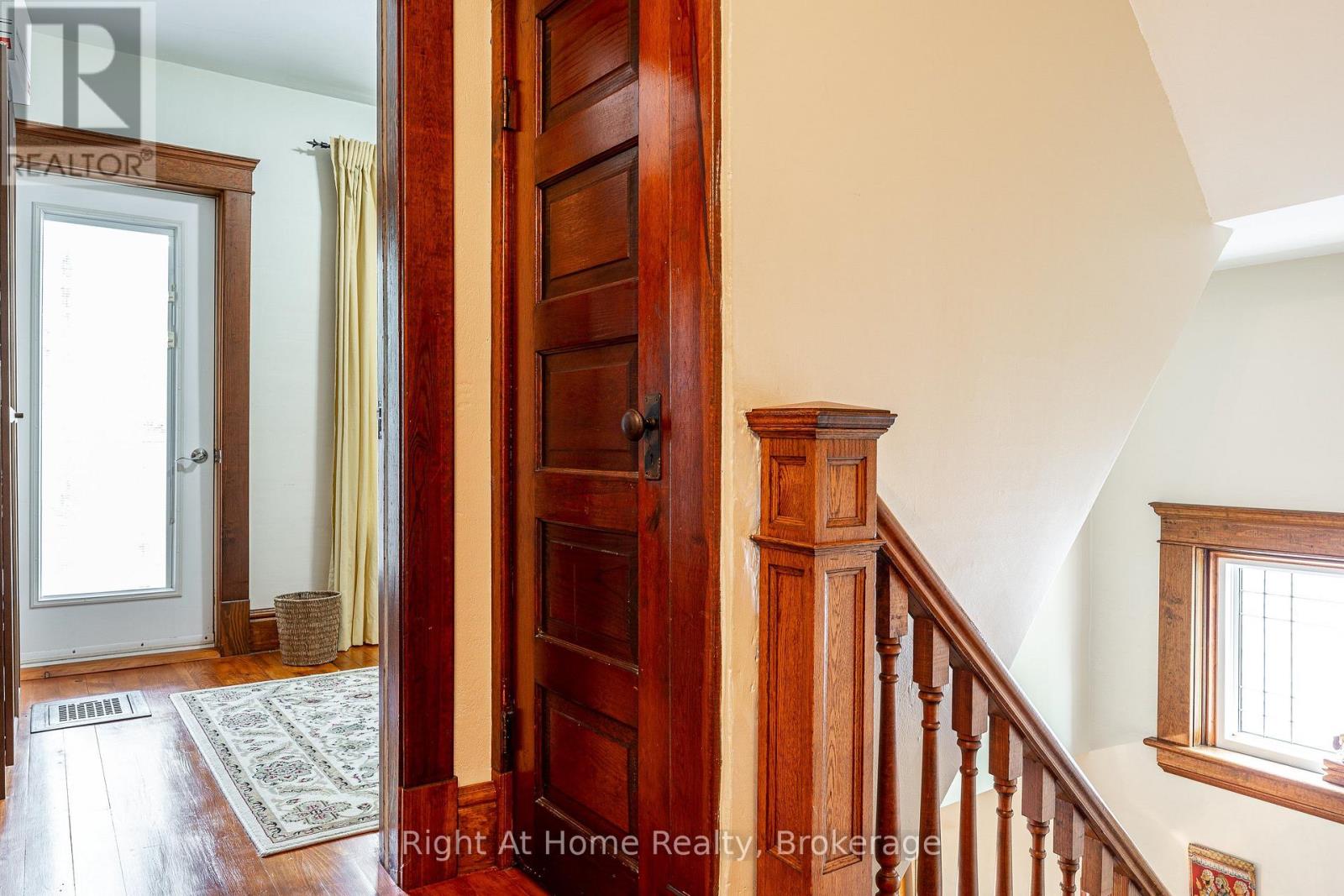 142 Elizabeth Street Property Photo 26