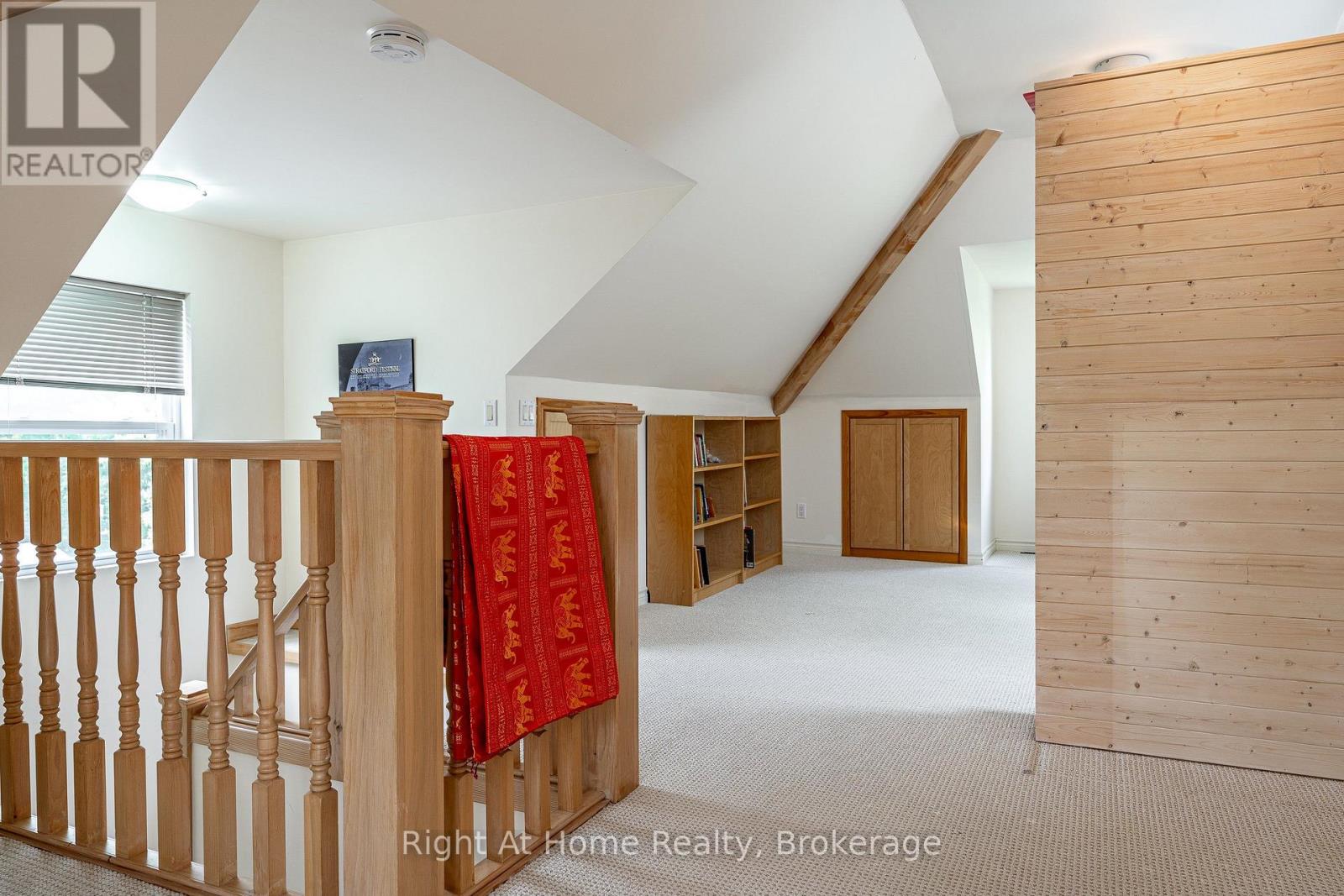 142 Elizabeth Street Property Photo 37