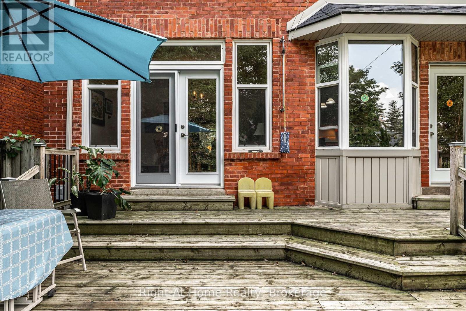 142 Elizabeth Street Property Photo 40