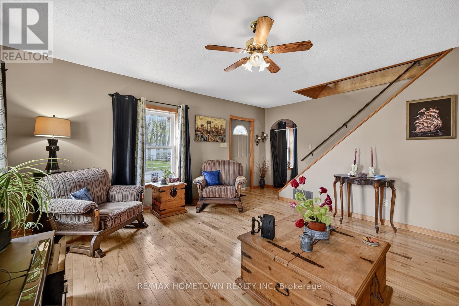 12402 County Road 18 Road Property Photo 5