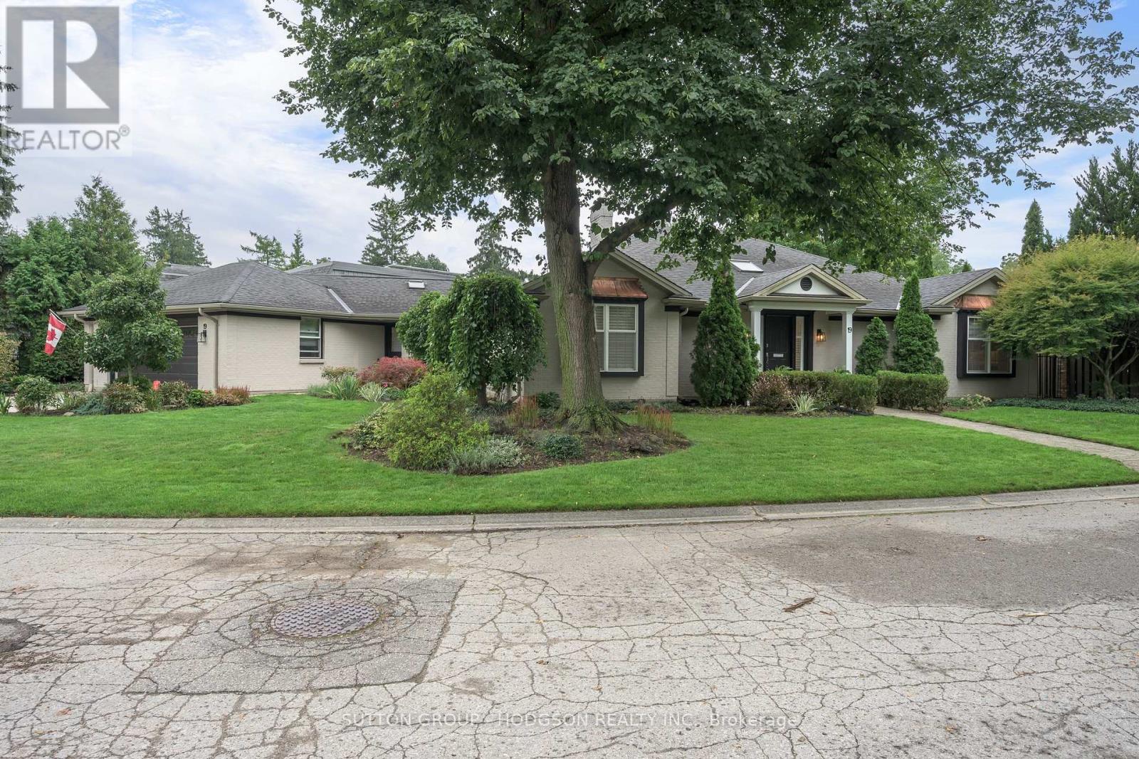 19 Tallwood Circle Property Photo 3