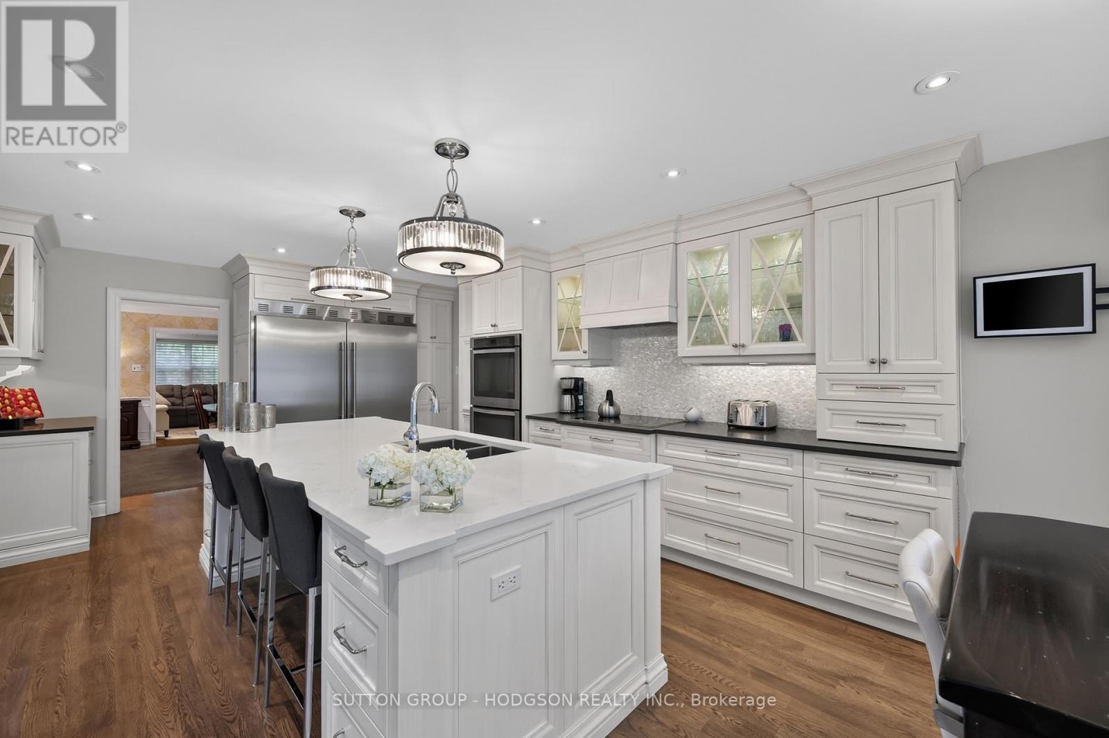 19 Tallwood Circle Property Photo 18