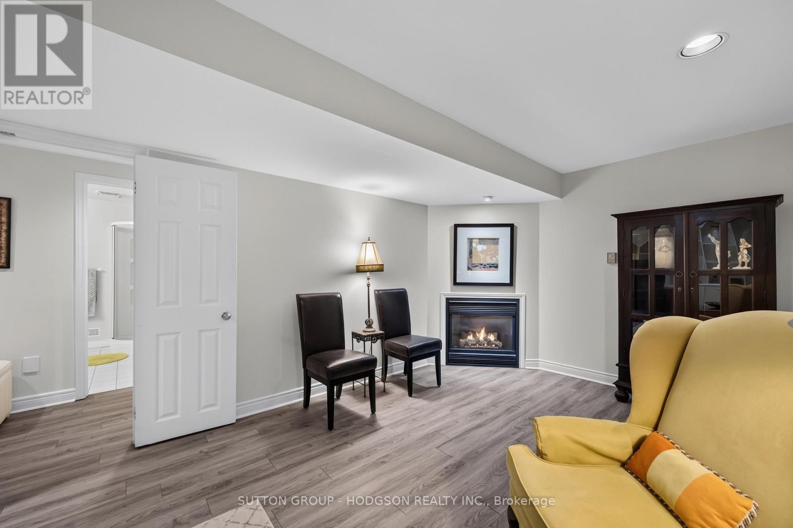 19 Tallwood Circle Property Photo 35
