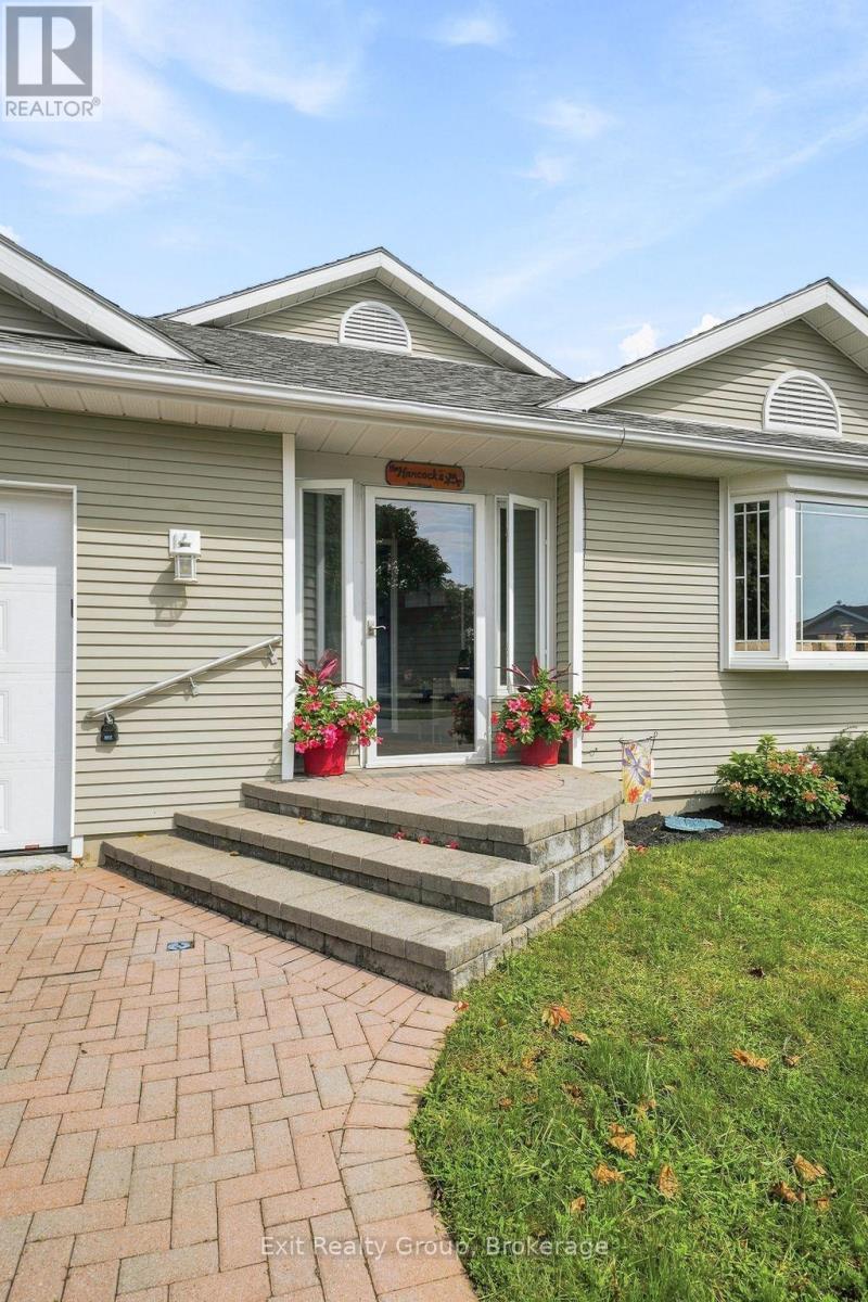 6 Heritage Drive Property Photo 6