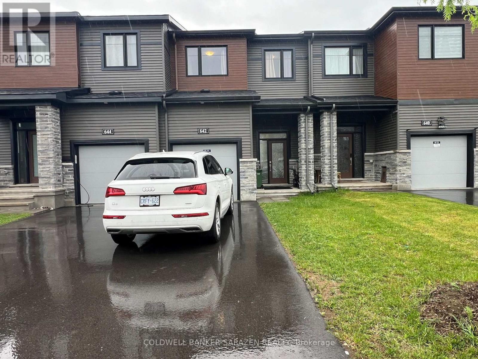 642 HAMSA STREET Property Photo 1