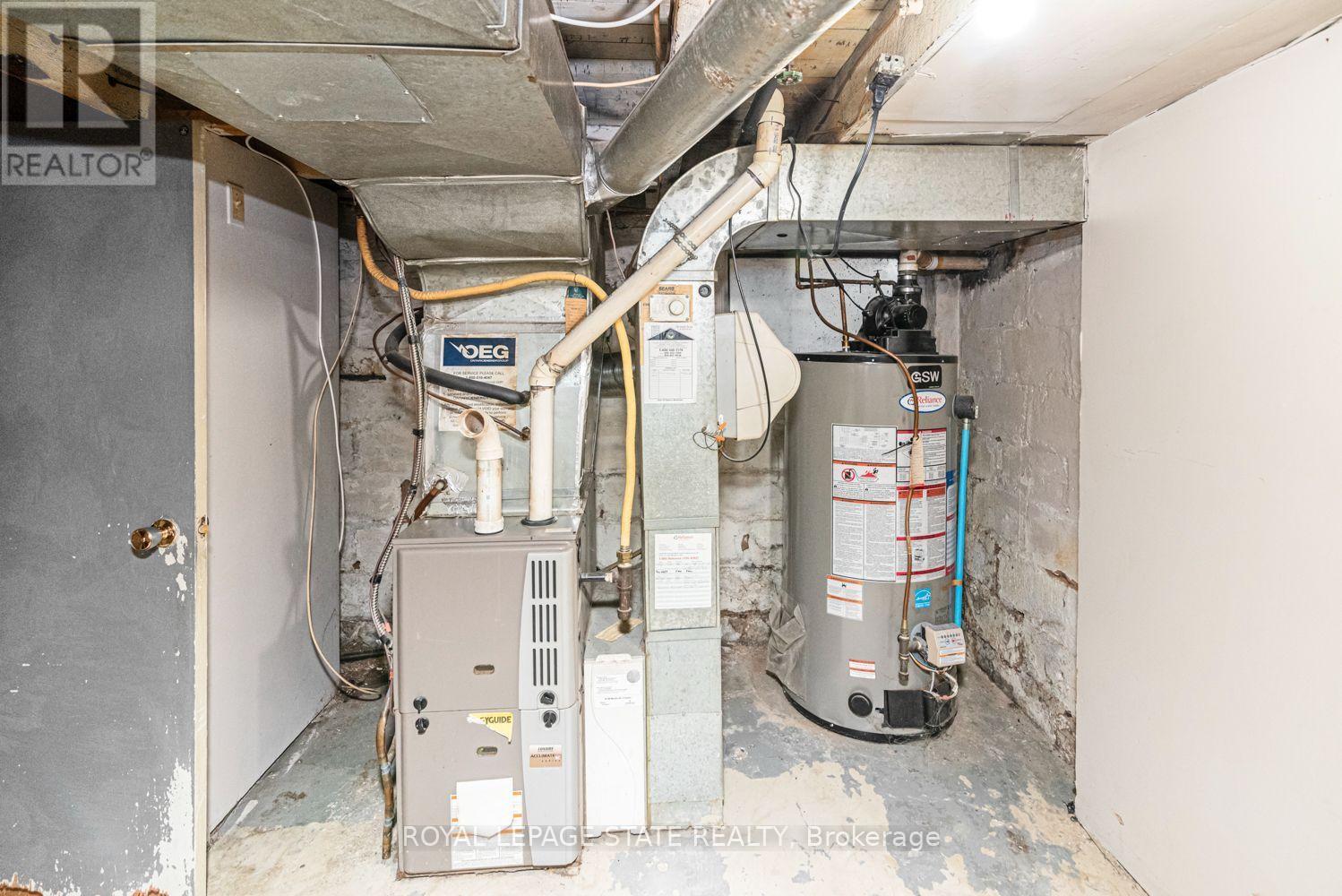 75 Kensington Avenue N Property Photo 41