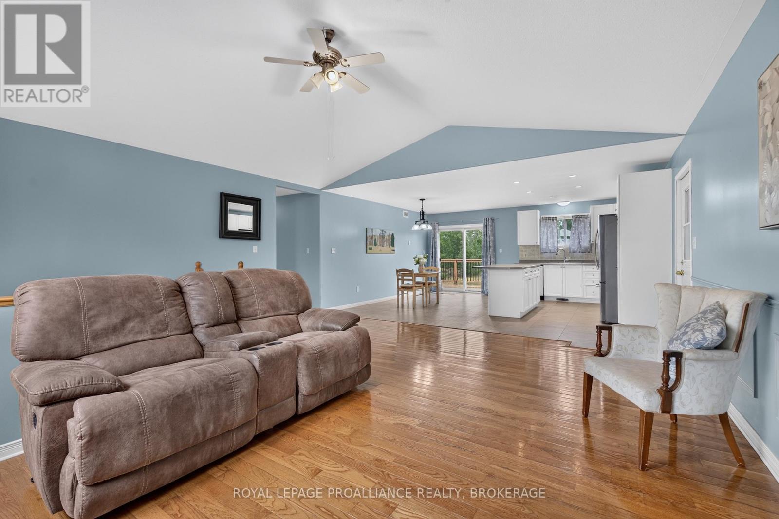1023 Browns Road Property Photo 5