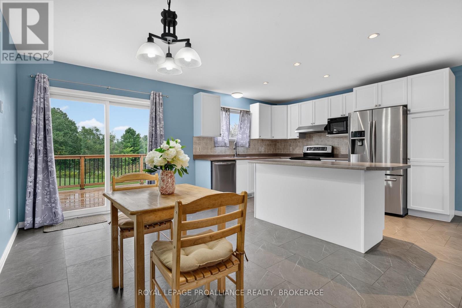 1023 Browns Road Property Photo 8