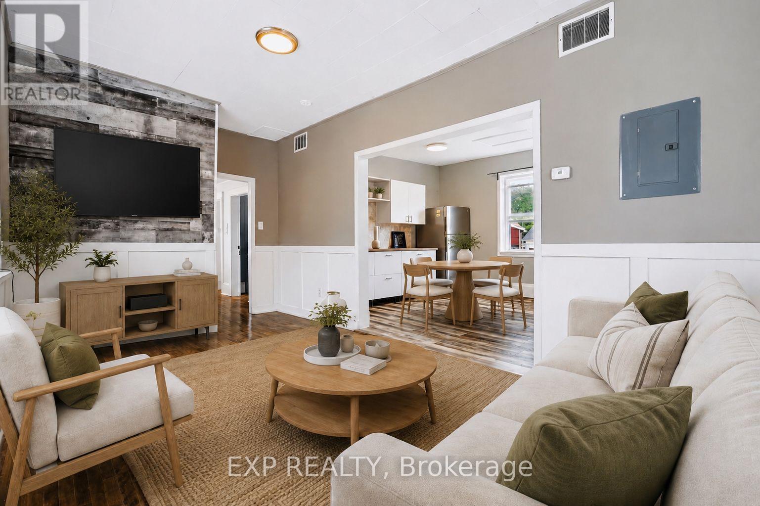 119 Beckwith Street N Property Photo 4
