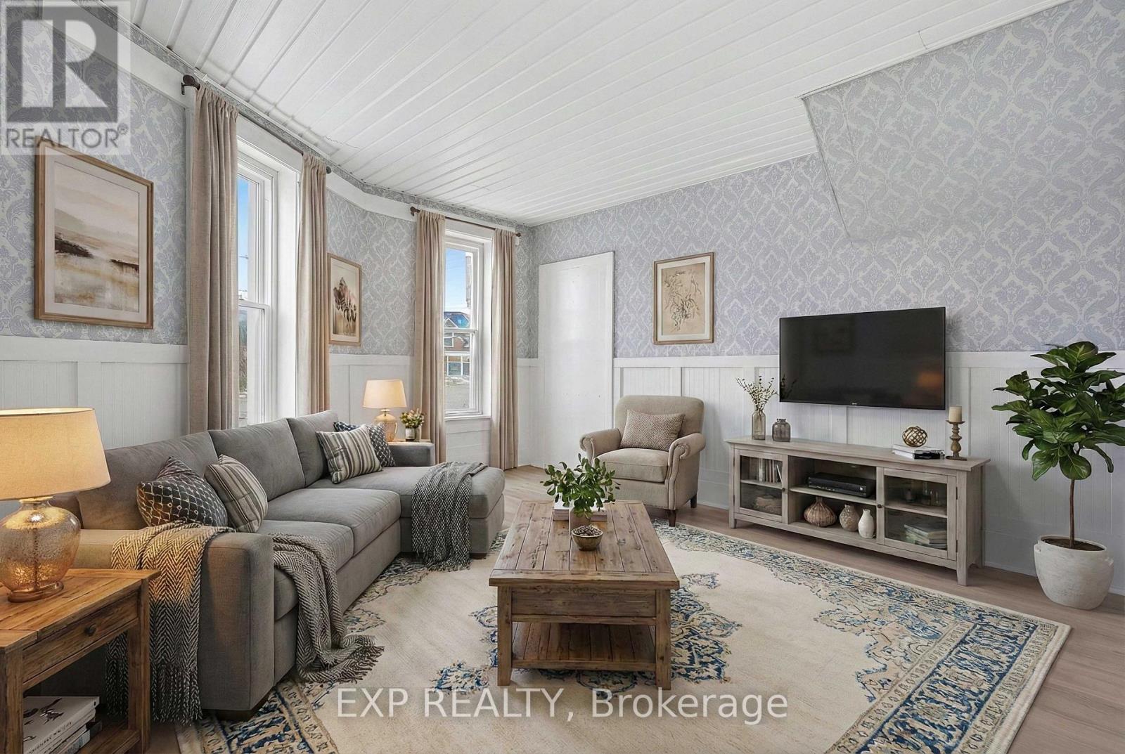 119 Beckwith Street N Property Photo 11