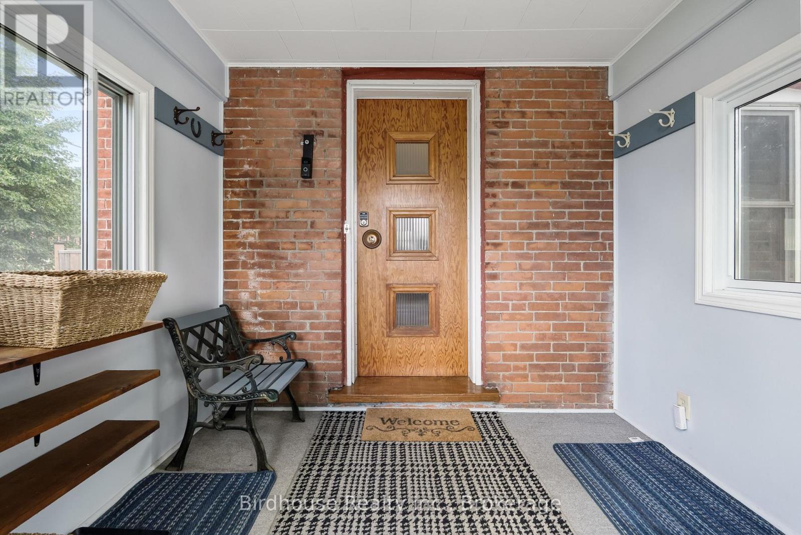 60 Wellington Street Property Photo 5