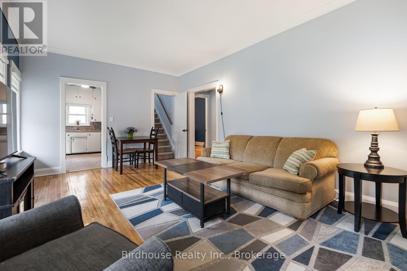 60 Wellington Street Property Photo 7