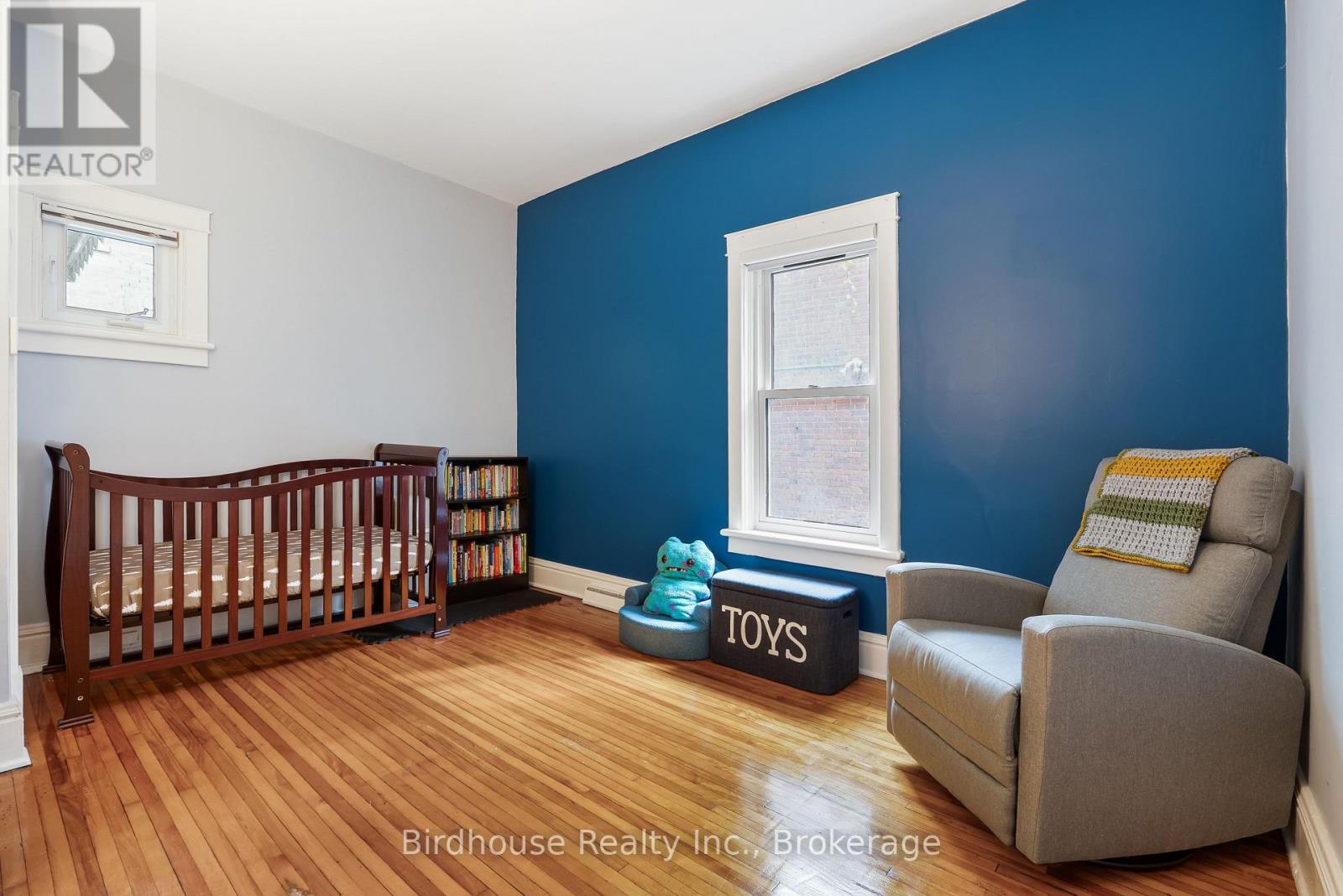 60 Wellington Street Property Photo 15
