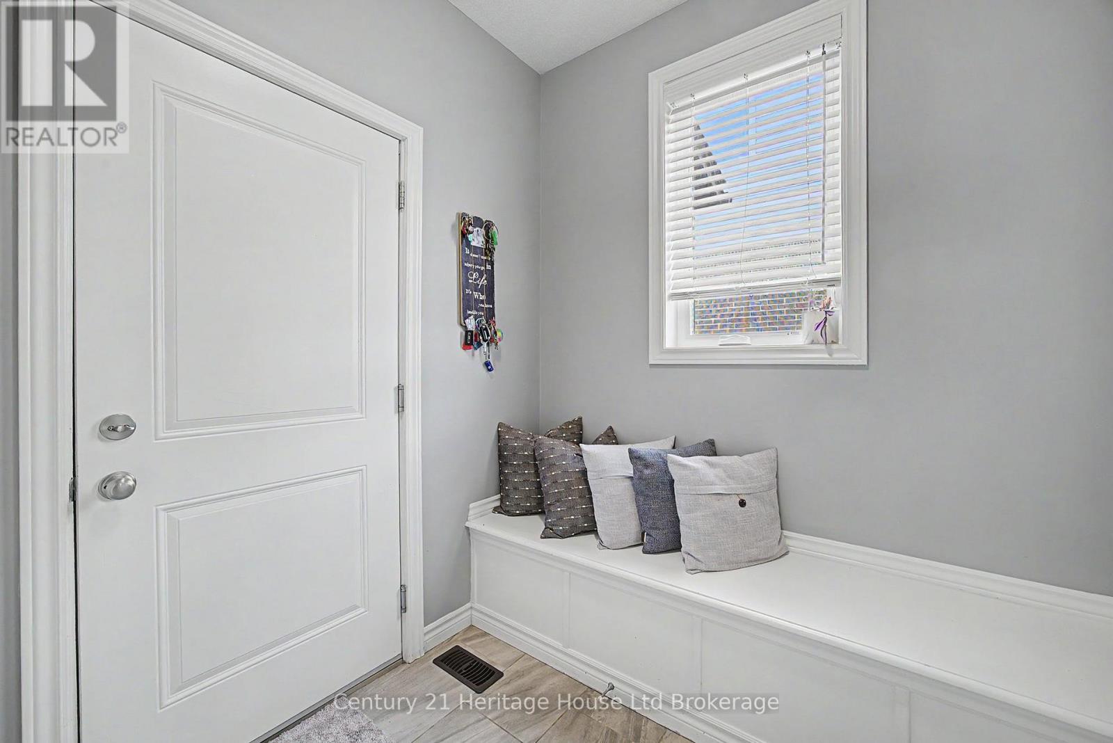 91 Boyd Boulevard Property Photo 20