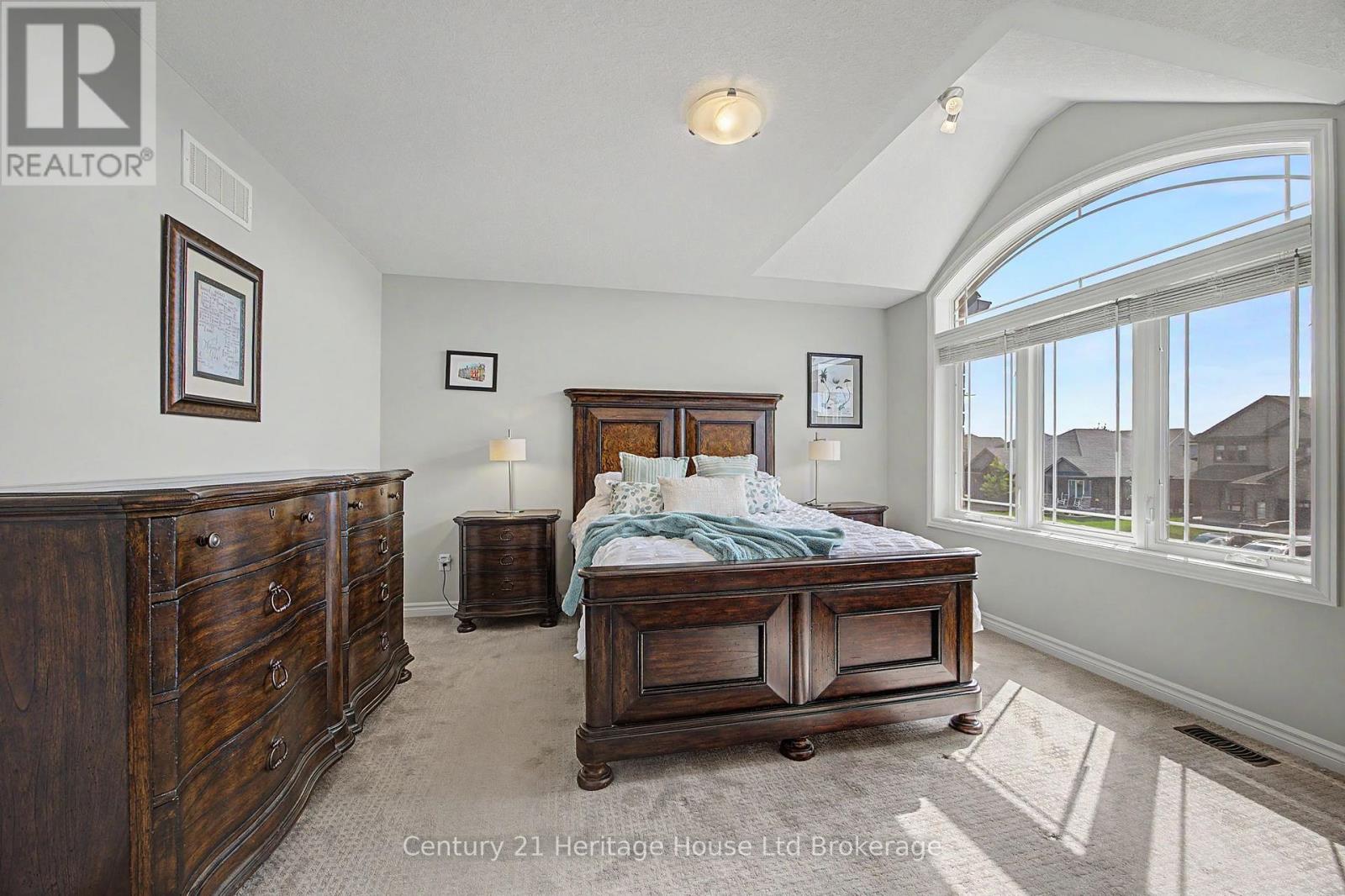 91 Boyd Boulevard Property Photo 24