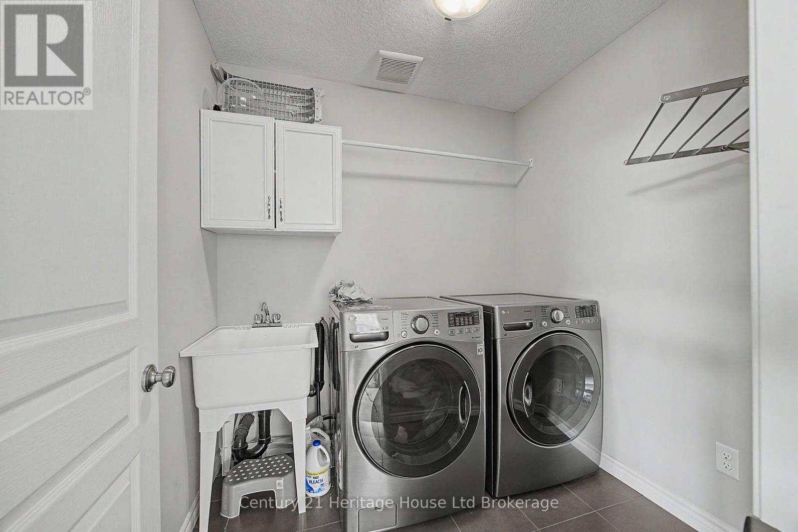 91 Boyd Boulevard Property Photo 30