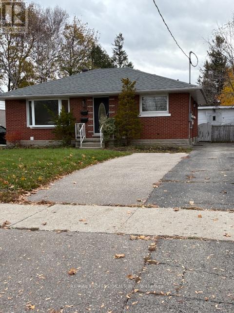 LOWER - 139 BYRON AVENUE Property Photo 1