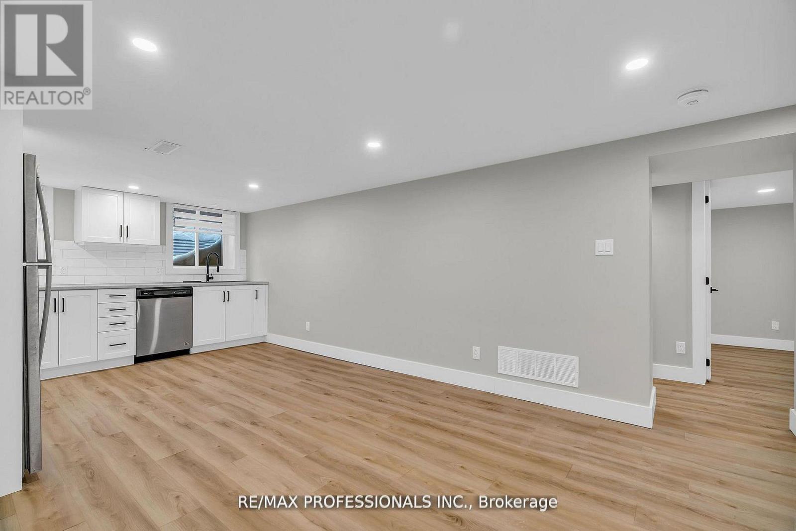 Lower - 139 Byron Avenue Property Photo 7