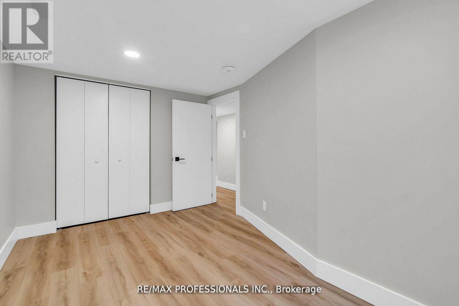 Lower - 139 Byron Avenue Property Photo 15