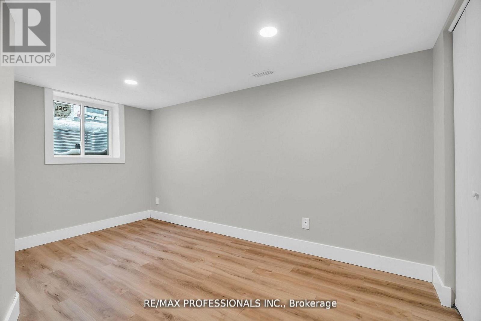 Lower - 139 Byron Avenue Property Photo 16