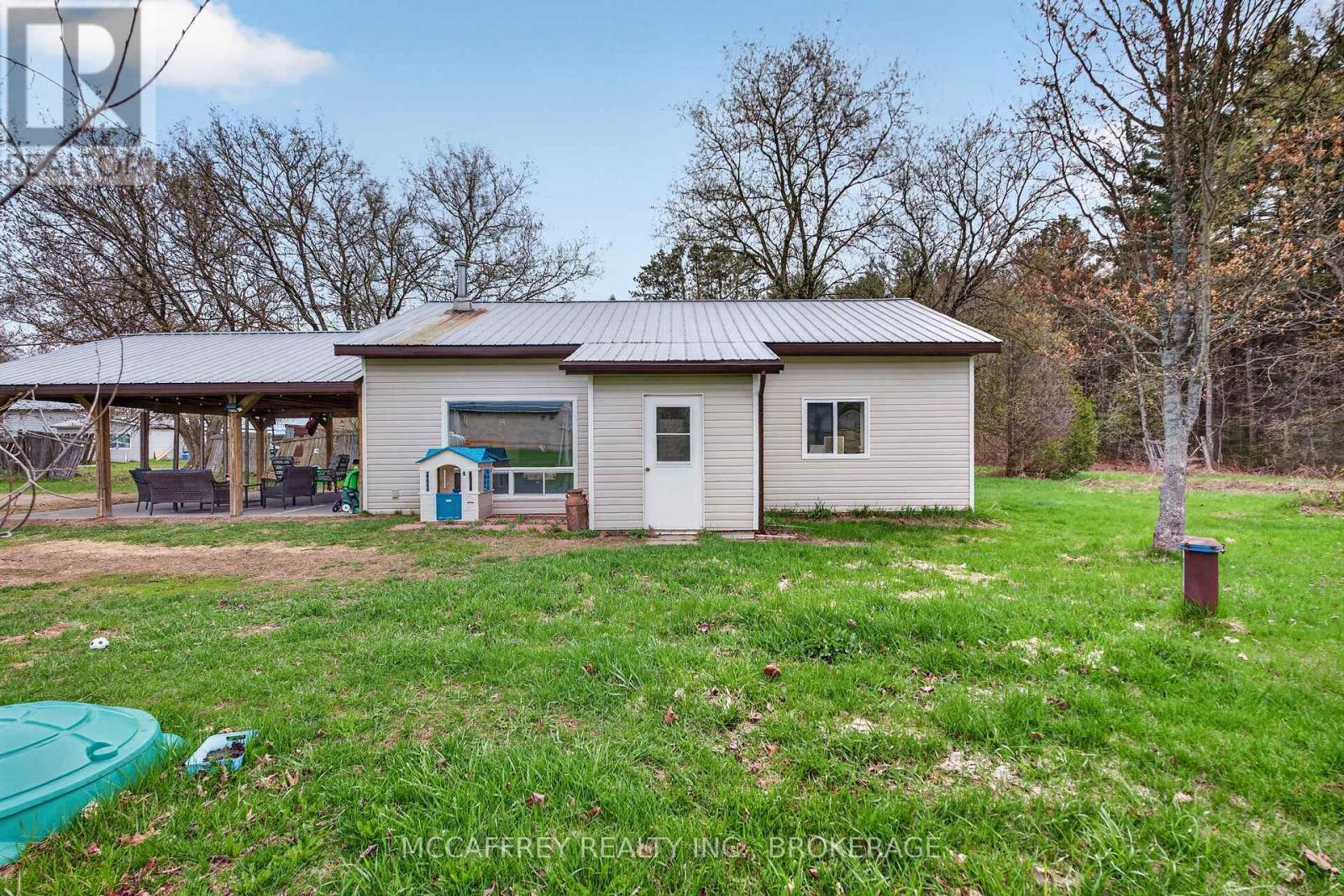 14 Glastonbury Road Property Photo 2