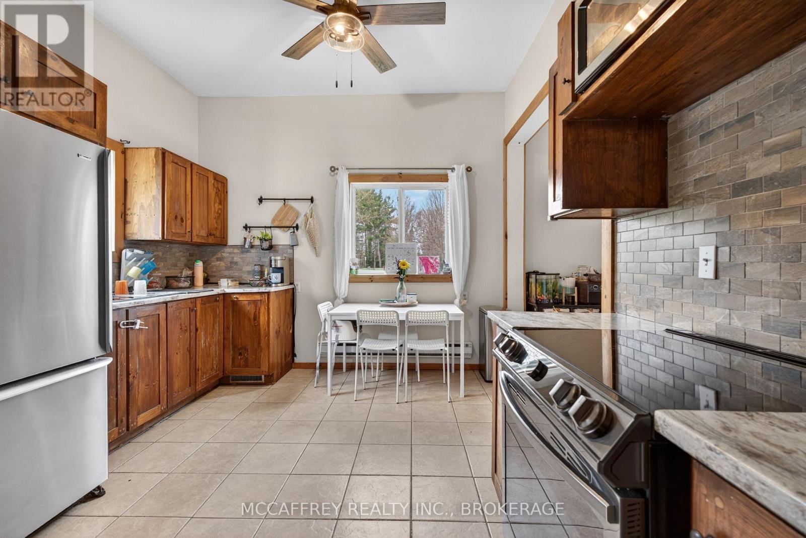 14 Glastonbury Road Property Photo 14