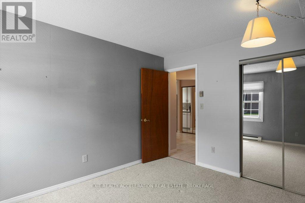 103 - 11 Centre Street S Property Photo 28