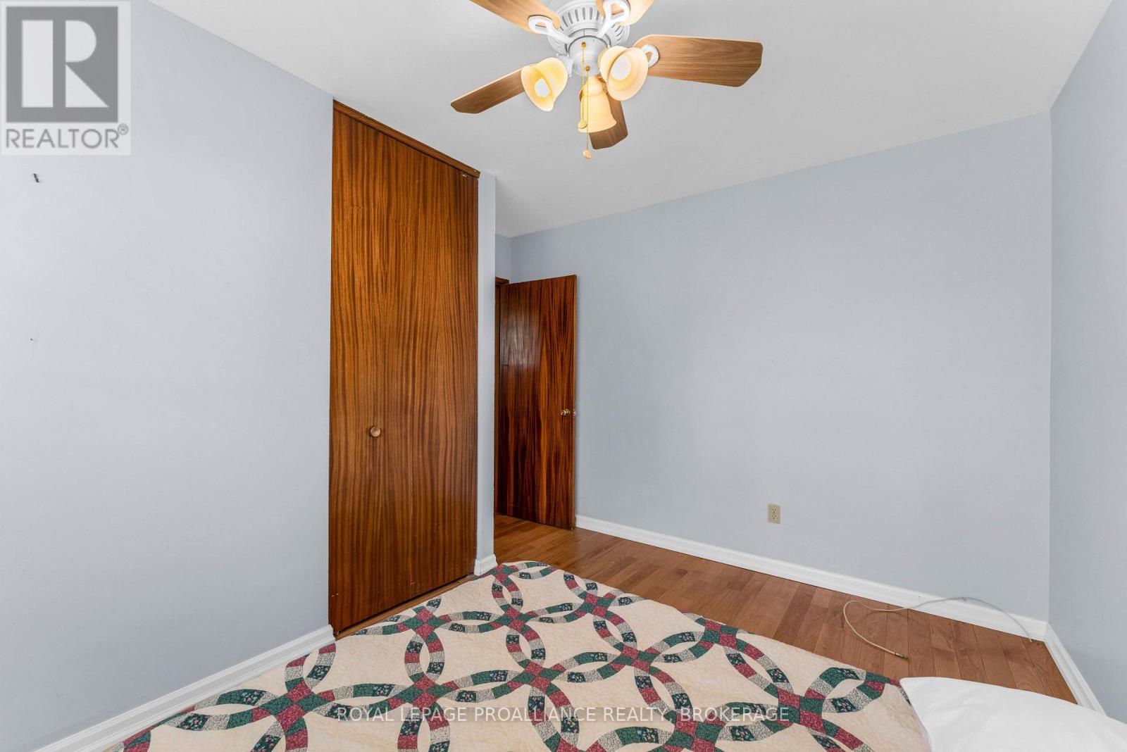421 Windward Place Property Photo 26