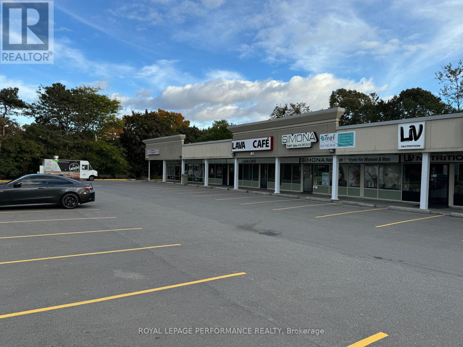 1756 Montreal Road Property Photo 8
