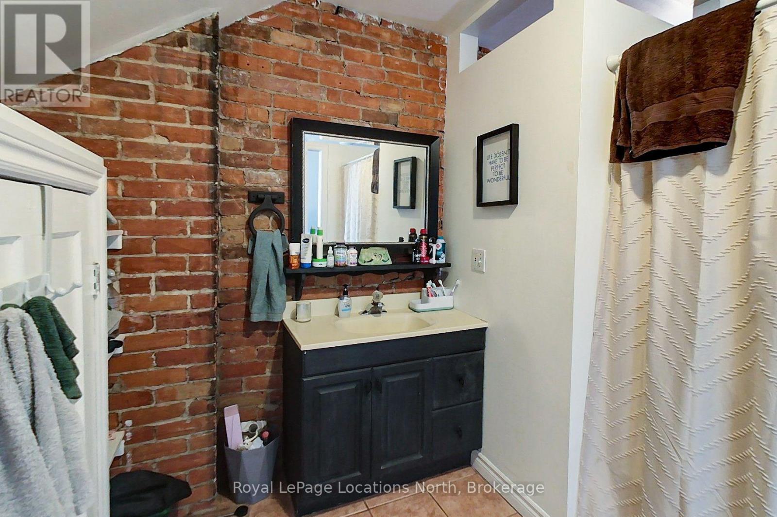 737 4th Avenue E Property Photo 33