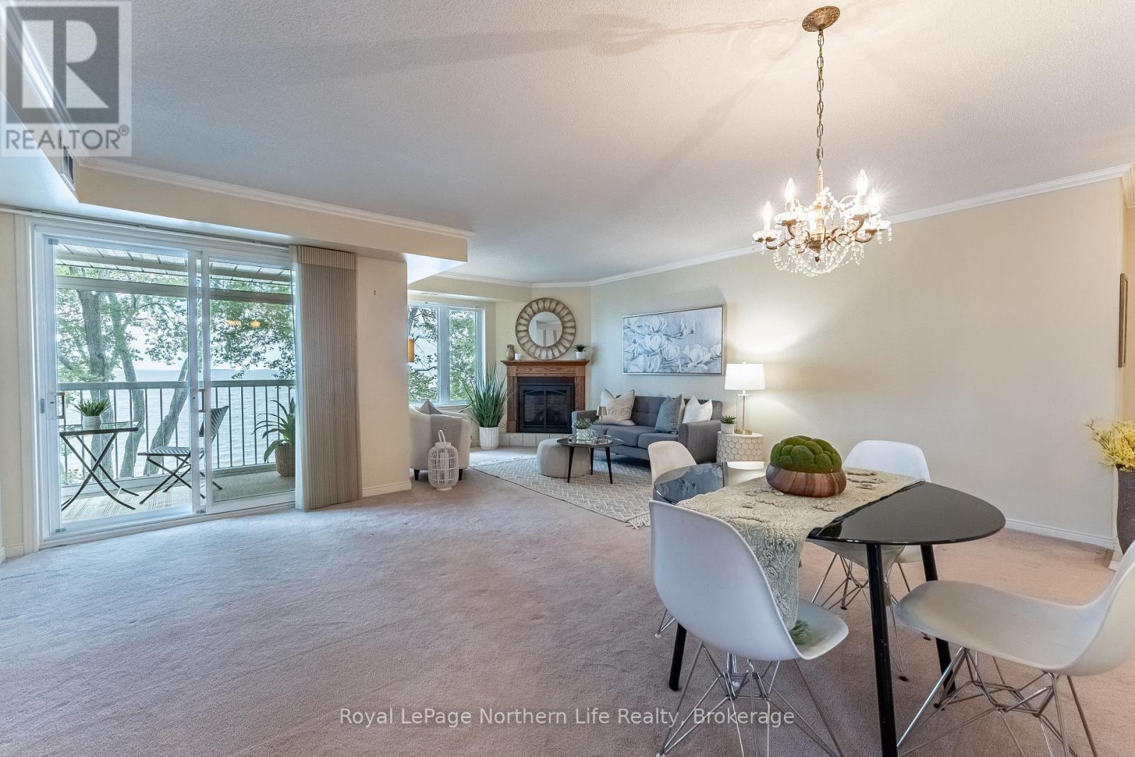 301 - 469 LAKESHORE DRIVE
