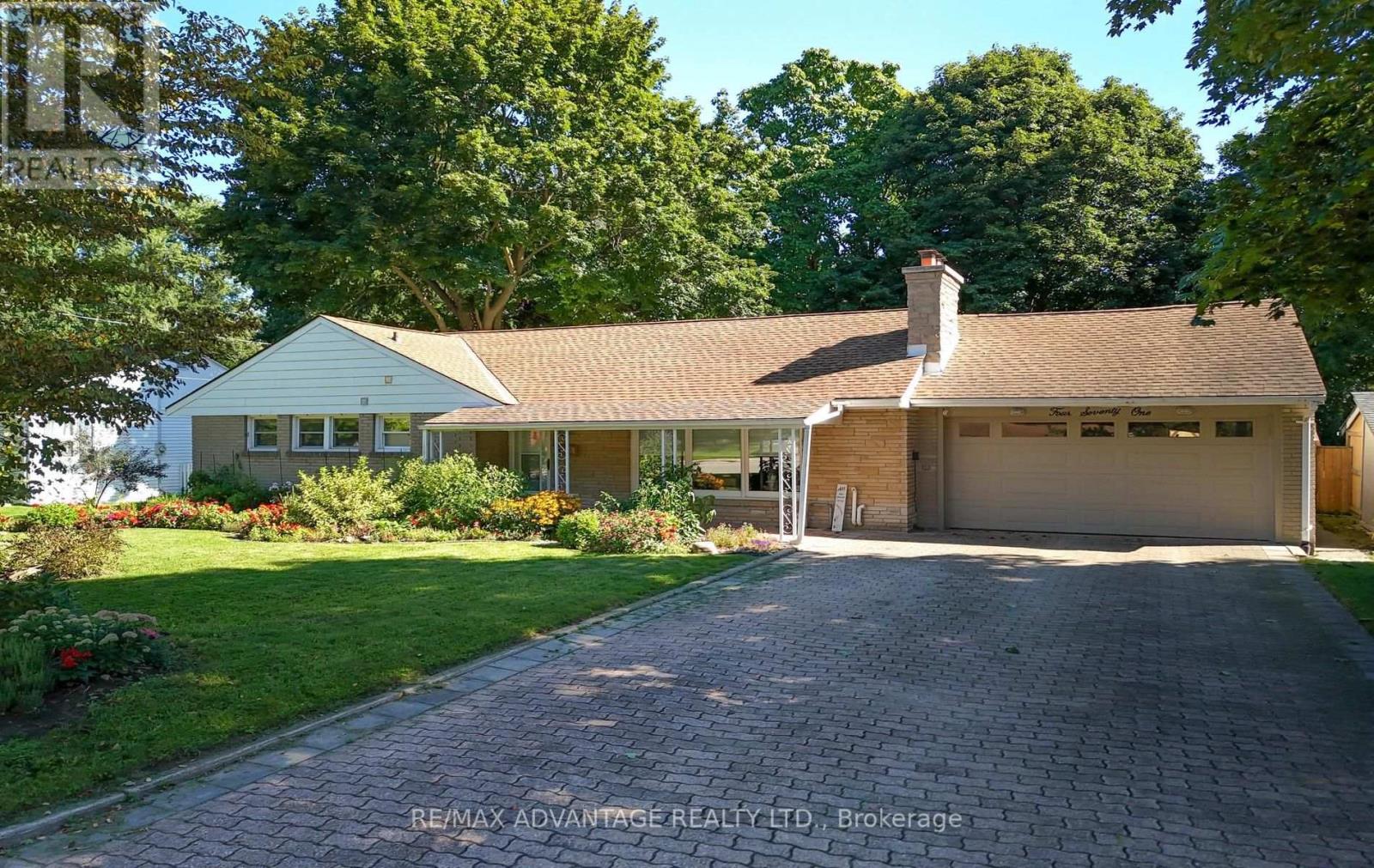 471 WEST MILE ROAD Property Photo 1