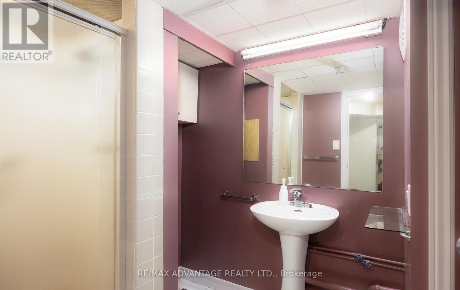 471 West Mile Road Property Photo 27