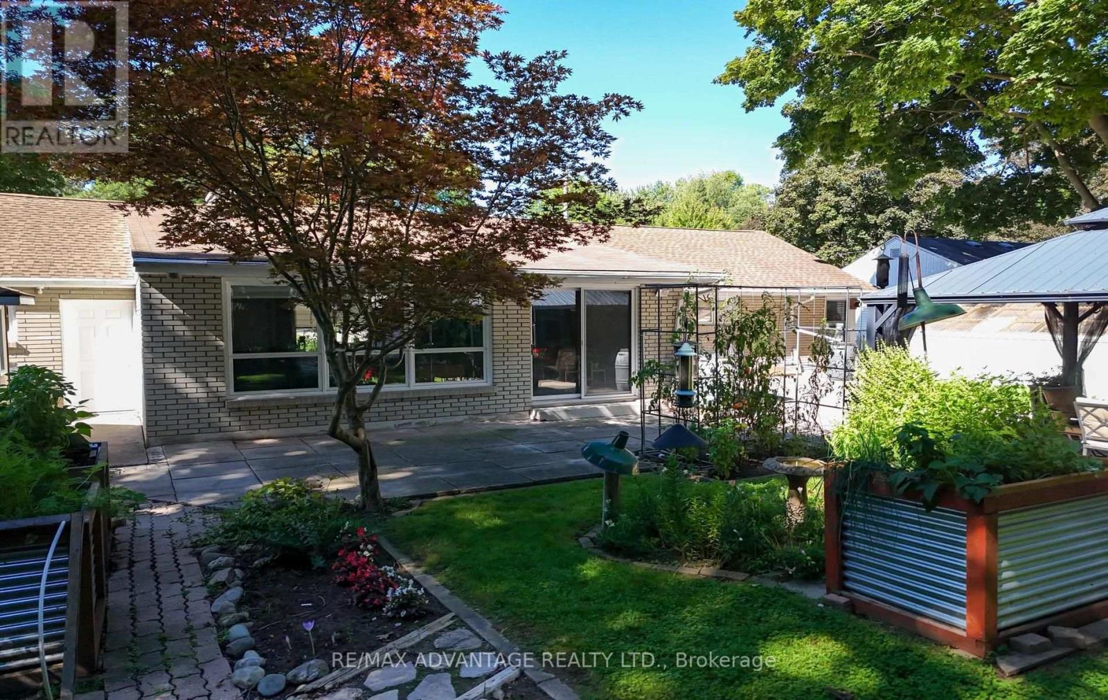 471 West Mile Road Property Photo 30