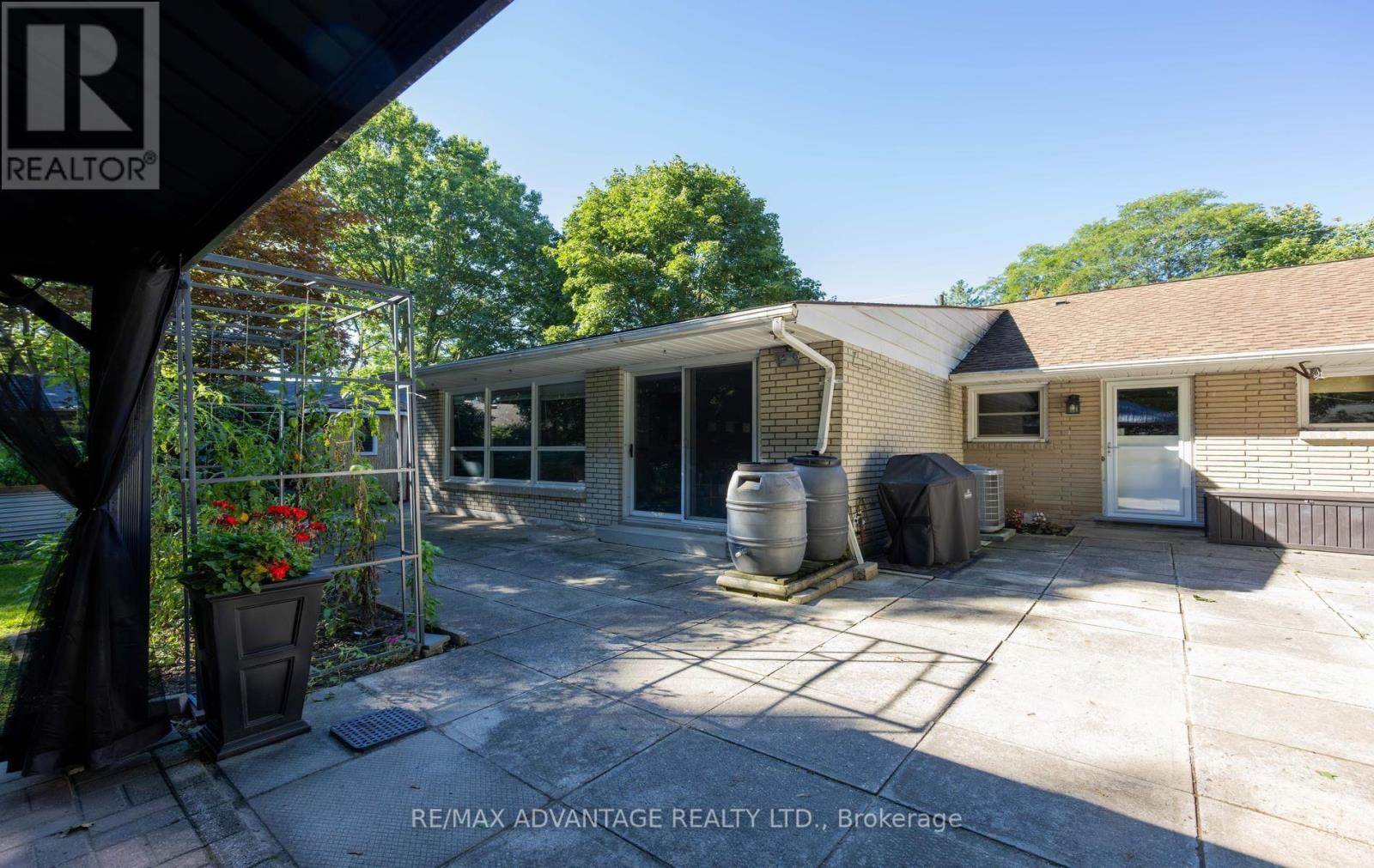 471 West Mile Road Property Photo 31