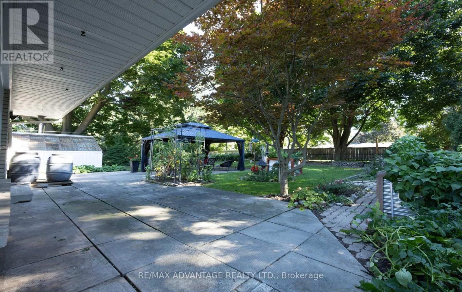 471 West Mile Road Property Photo 34
