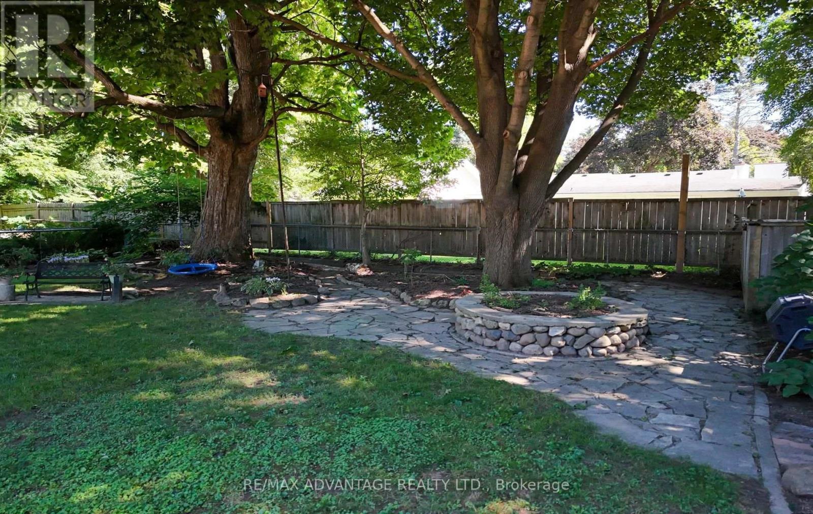 471 West Mile Road Property Photo 36