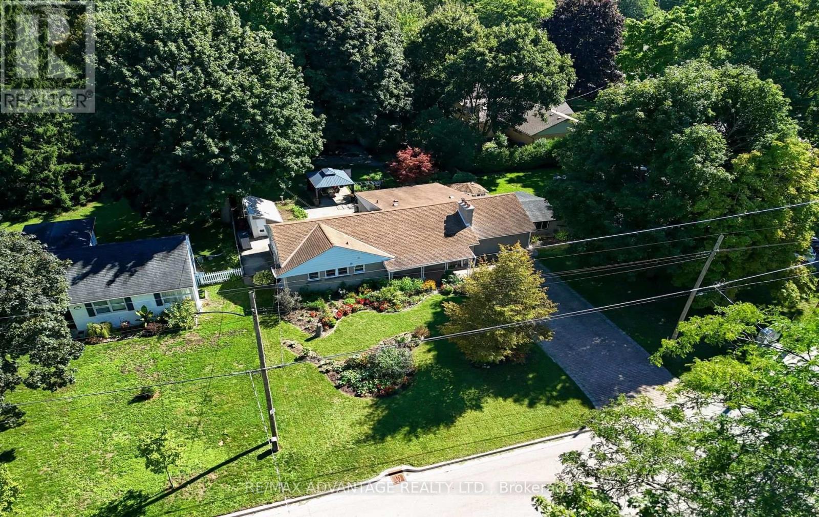 471 West Mile Road Property Photo 43
