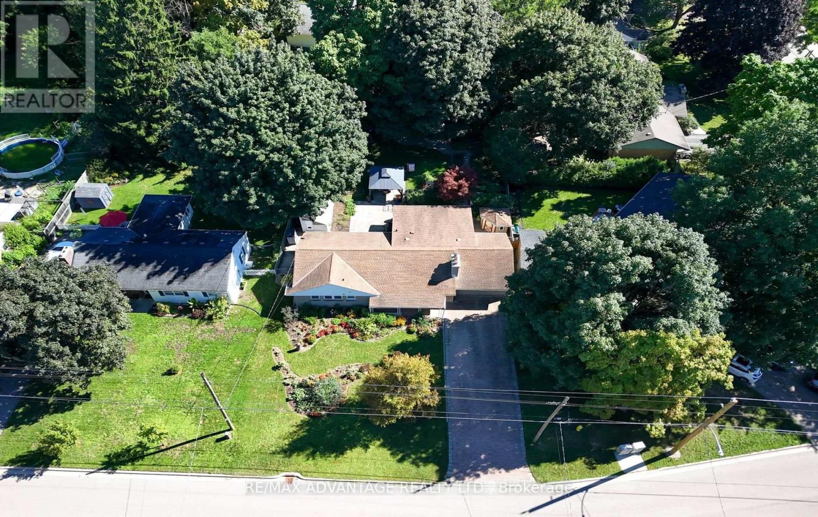 471 West Mile Road Property Photo 44