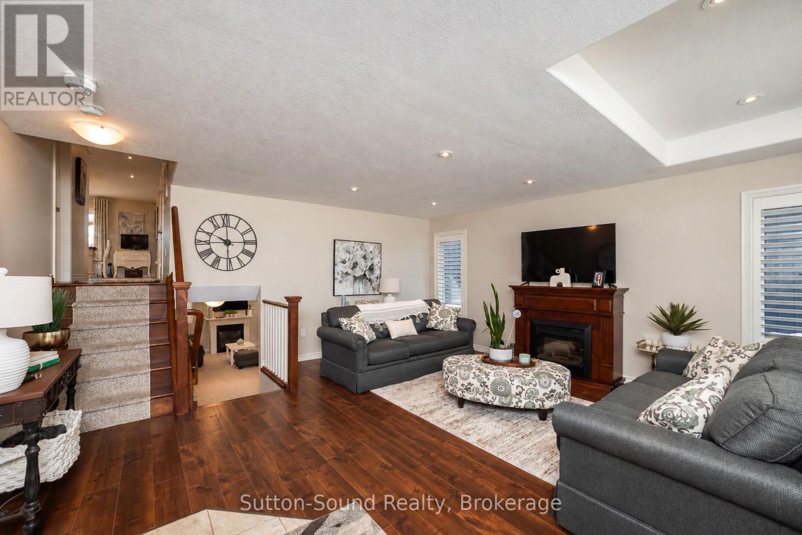 2327 10th Avenue E Property Photo 15
